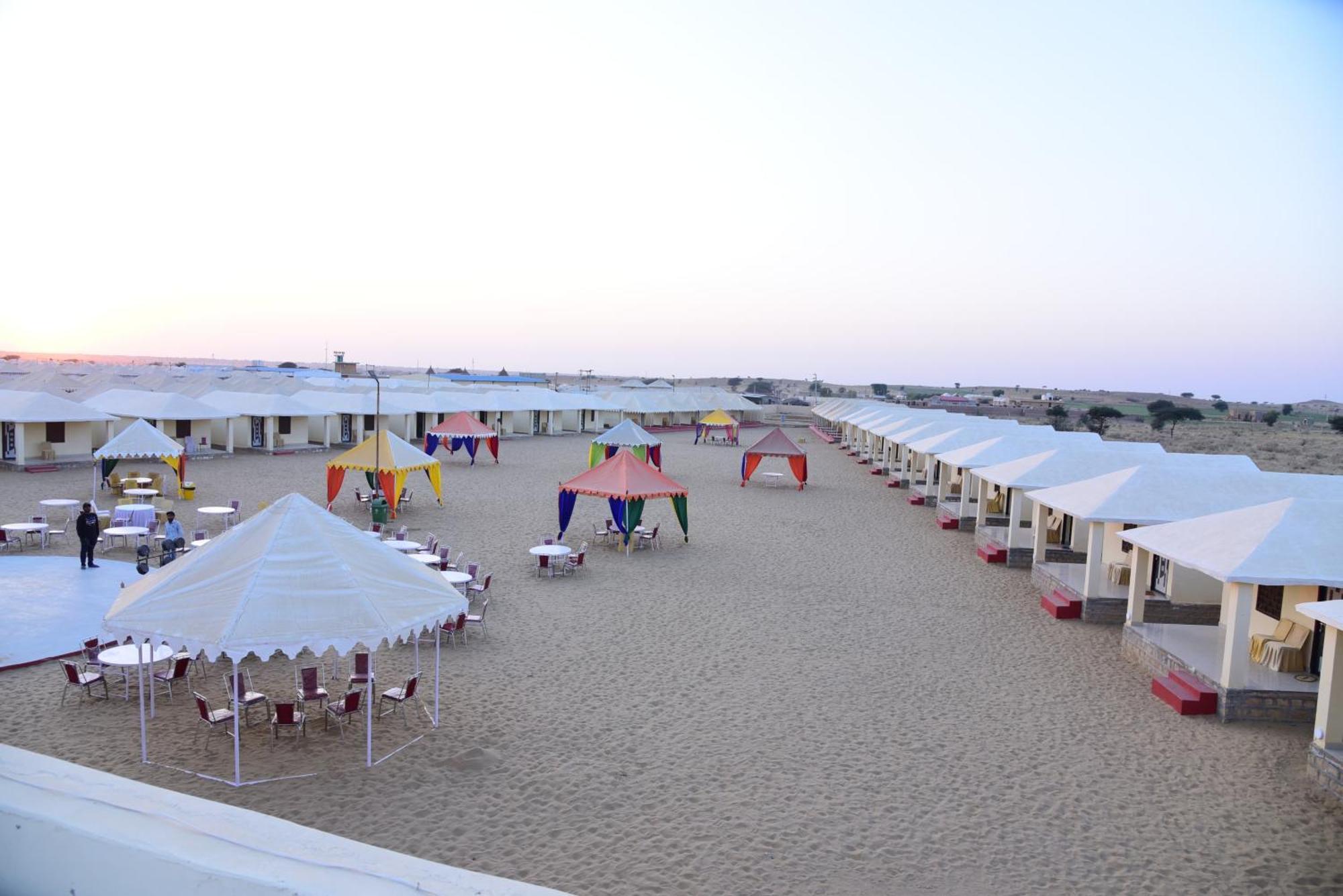 Hotel Garh Rajputana Camp Jaisalmer Zewnętrze zdjęcie